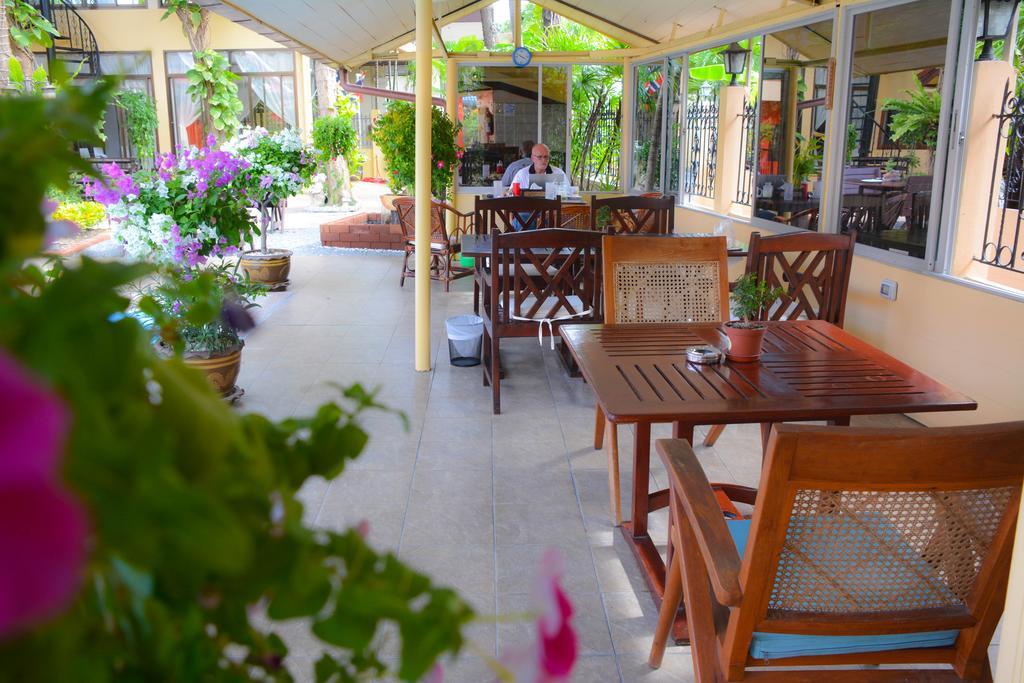 Hotel Baan Norway Jomtien Beach Exterior foto